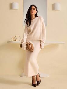 Bluhae Bộ 2 chiếc váy len hở vai gợi cảm - Màu be - Xem 1