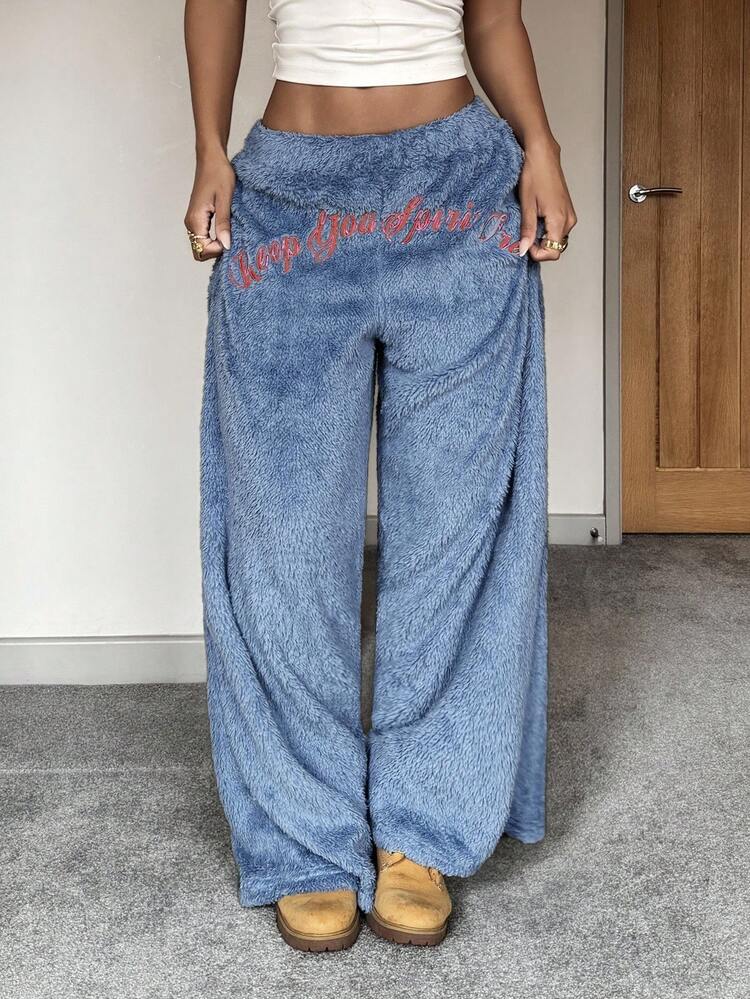 StreetHx Pantalones térmicos forrados de estilo casual academia "baddie" Y2K con bordado rojo y decoración, para mujer, color azul, para otoño/invierno - Azul - Ver 5