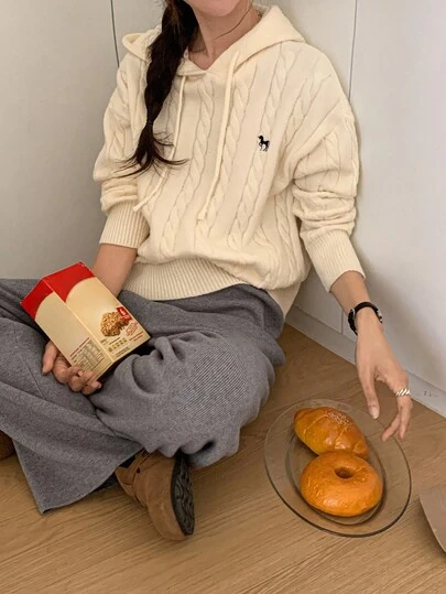 DAZY 女式连帽休闲麻花卡通刺绣套头衫