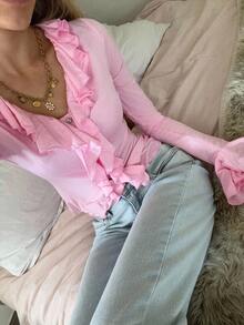 SHEIN EZwear 女装秋冬休闲装甜美小清新少女荷叶边金属扣装饰水晶扣粉色休闲荷叶边喇叭袖长袖T恤，粉色 - 粉色 - 查看 4