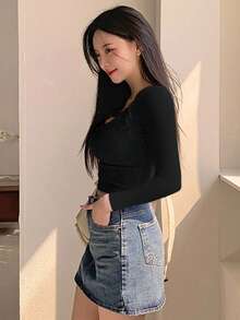 DAZY 女式黑色褶饰鸡心领长袖休闲T恤 - 黑色 - 查看 3