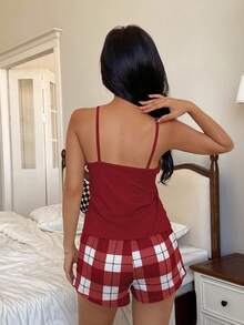 SHEIN Bộ đồ ngủ 2 chiếc áo hai dây dệt kim màu trơn thường ngày và quần short họa tiết kẻ caro - Đỏ - Xem 2