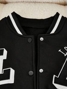 SHEIN 女童夹克外套，正面字母刺绣图案，黑色 PU 皮革袖子，黑白条纹袖口、下摆和衣领，适合秋冬季外出、散步、上学、通勤，可搭配长袖、毛衣、裤子