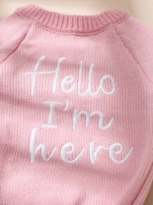 SHEIN 2Pcs Set "Hello I'm Here" Embroidery Newborn Boy Girl Photography Outfits Knitting Baby Romper Footed Jumpsuit With Hat Infant 1 Month 100 Days Photo Props Fall Winter