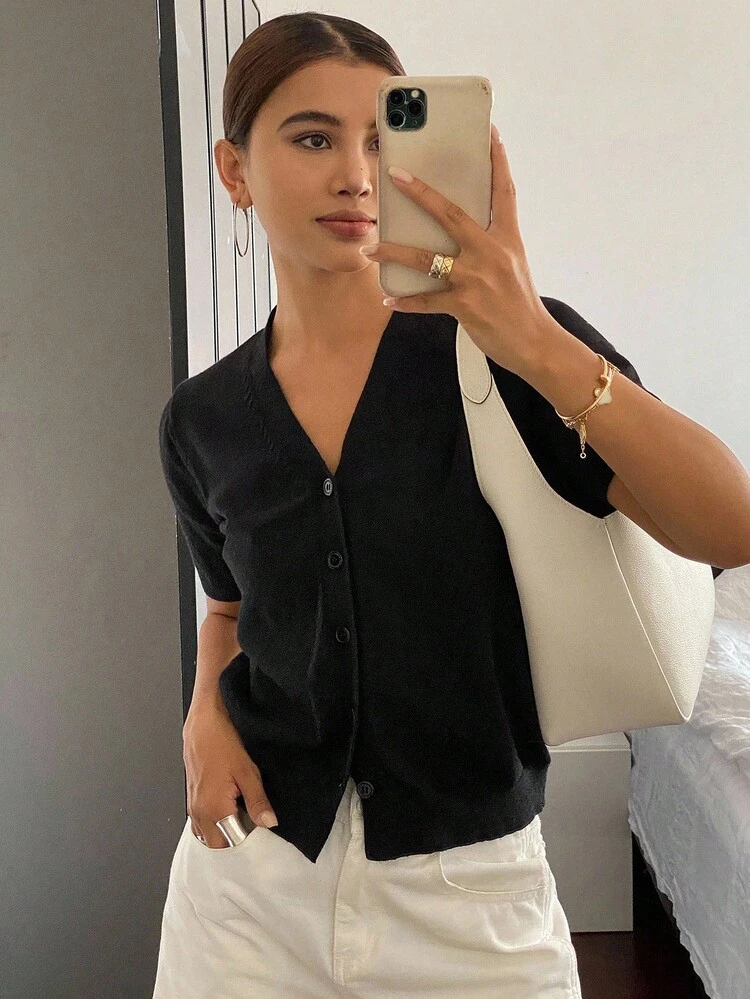 Women's Solid Color V-Neck Short Sleeve Fitted Knit Top, Business Casual