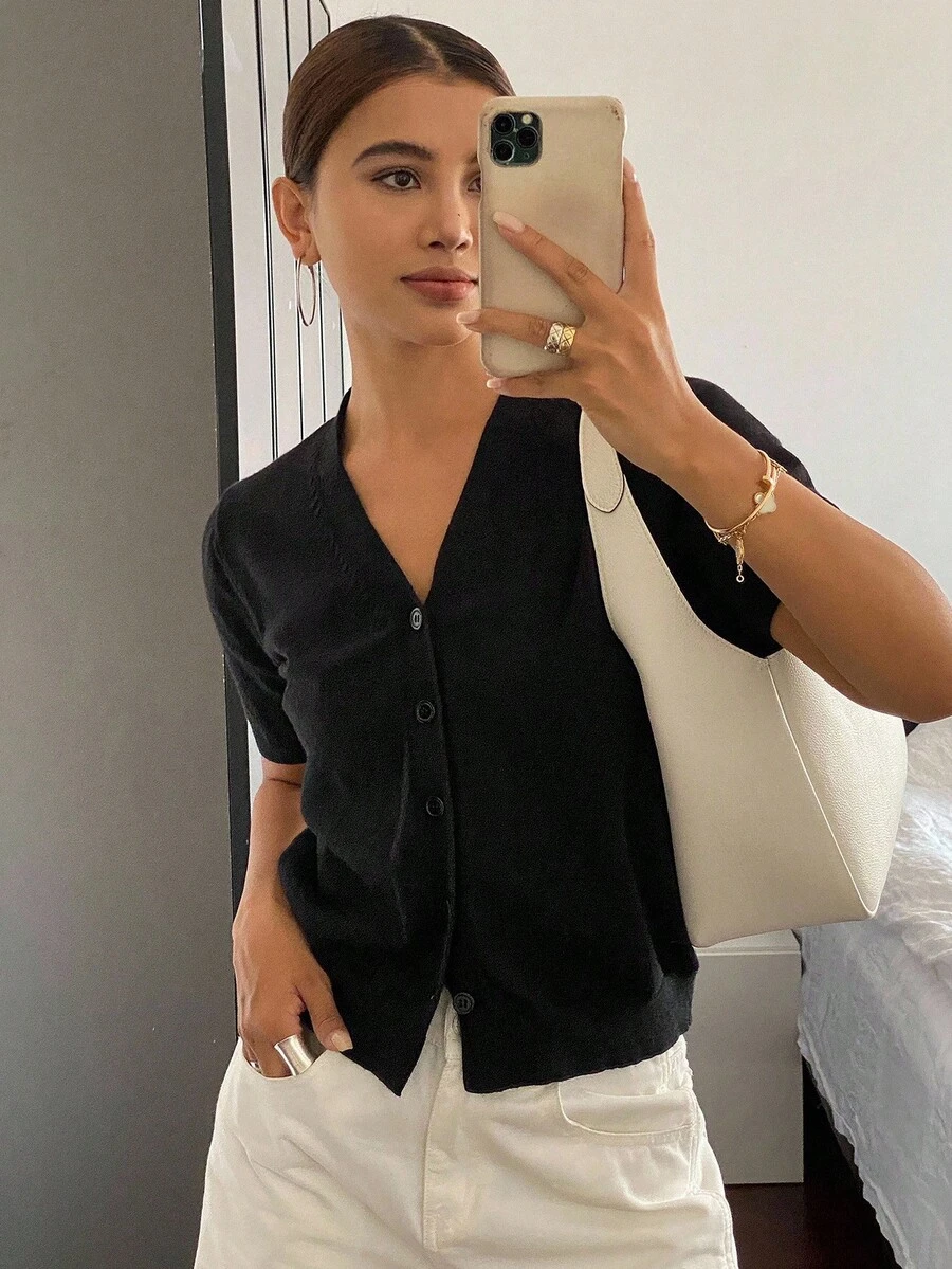 Livesso 女士纯色V领短袖修身针织上衣，商务休闲 - 黑色 - 查看 1