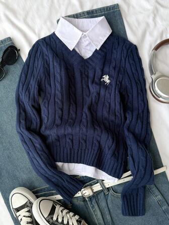 SHEIN Tween Girl Knight Pattern Cable V-Neck Long Sleeve Casual Sweater, Autumn/Winter Fall