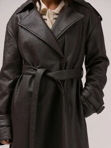 MUSERA 仿皮腰带系带细节翻领长款风衣，优雅晚装冬季复古风外套，尽显高贵气质。 - 咖啡棕 - 查看 6