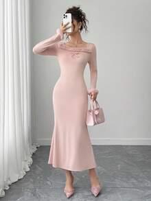 少女粉色方领蝴蝶结装饰腰部修身鱼尾下摆连衣裙，柔软甜美 - 粉色 - 查看 1