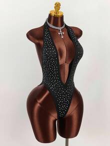 Bộ đồ liền thân hở lưng cổ chữ V sâu đính đá Rhinestone Y2K Amplova thời trang gợi cảm dành cho nữ, lý tưởng cho các bữa tiệc và tạo nên phong cách riêng. Bộ đồ liền thân đính đá Rhinestone màu hồng - màu đen - Xem 5