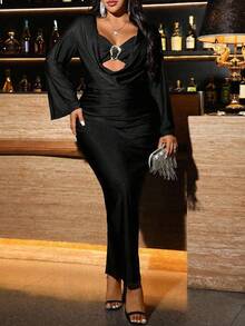 EMERY ROSE Plus Size Women Metal Shawl Collar Foldable Sexy Knit Dress, Suitable For Party - Black - View 4