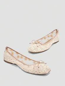 Solezae 女士休闲优雅方头舒适花卉印花网眼芭蕾平底鞋 - 米色 - 查看 7