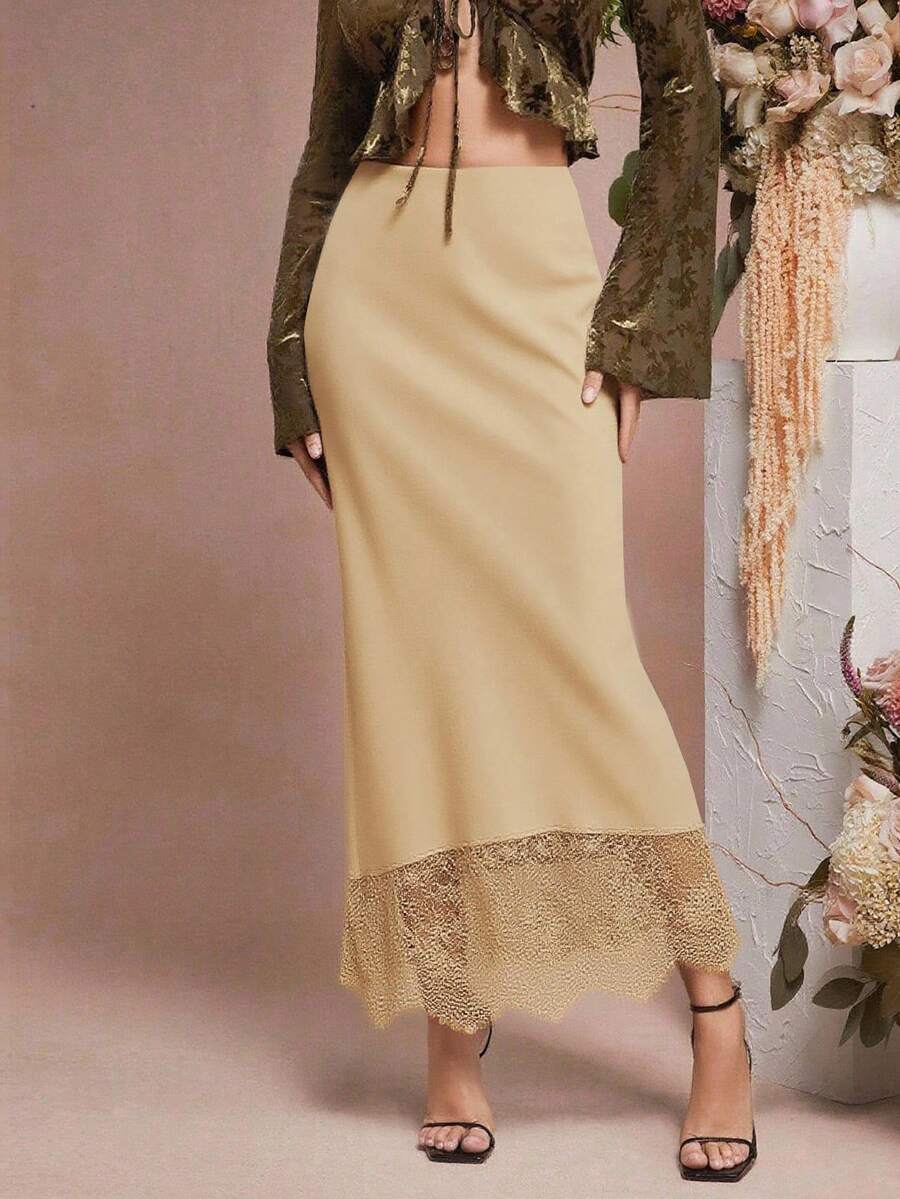 L'Amorae Chân váy midi cạp thấp phối ren satin trơn - Màu be - Xem 1