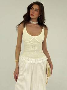 Aloruh 全新合身弹力人字形性感低胸褶皱蕾丝边纯色白色连衣裙