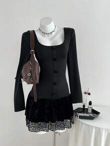 Elamini 1 件女式黑色纽扣撞色蕾丝方领修身迷你连衣裙，休闲秋装 - 黑色 - 查看 1