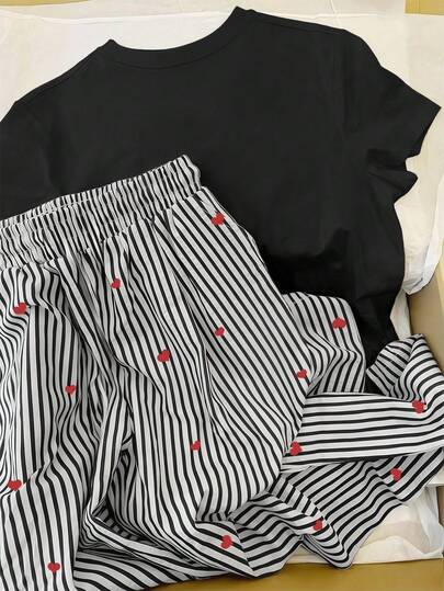 INAWLY 2件套女士夏季休闲心形刺绣T恤和条纹裤套装