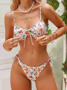 Swim Mod 女士細肩帶花卉印花比基尼上衣和連帶式比基尼下褲套裝（隨機印花），有鋼絲設計，非推杯，夏季沙灘