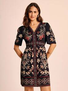 CAJUNI 女士休闲度假花卉印花短袖迷你连衣裙 - 约会装 - 外出装 - 音乐节 - 彩色 - 查看 4