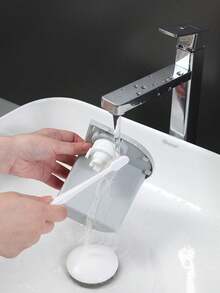 壁挂式牙刷架，带自动牙膏分配器浴室配件套装 - 灰色 - 查看 8