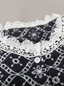 Franclia Plus Size Embroidered Floral Woven Open Front Shirt, Autumn/Winter - Navy Blue - View 3