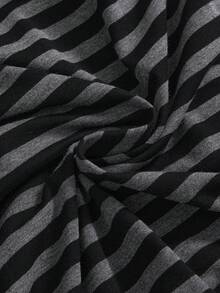 ROMWE Grunge Punk Conjunto de 2 piezas con top hombros descubiertos con rayas, remaches y diseño cruzado, y mini shorts de talle súper bajo, en estilo punk sexy Y2K - Multicolor - Ver 7