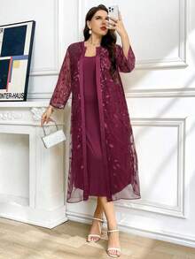 Ellevyn Conjunto de 2 peças de vestido camisola plus size de cor sólida e jaqueta de manga comprida estampada