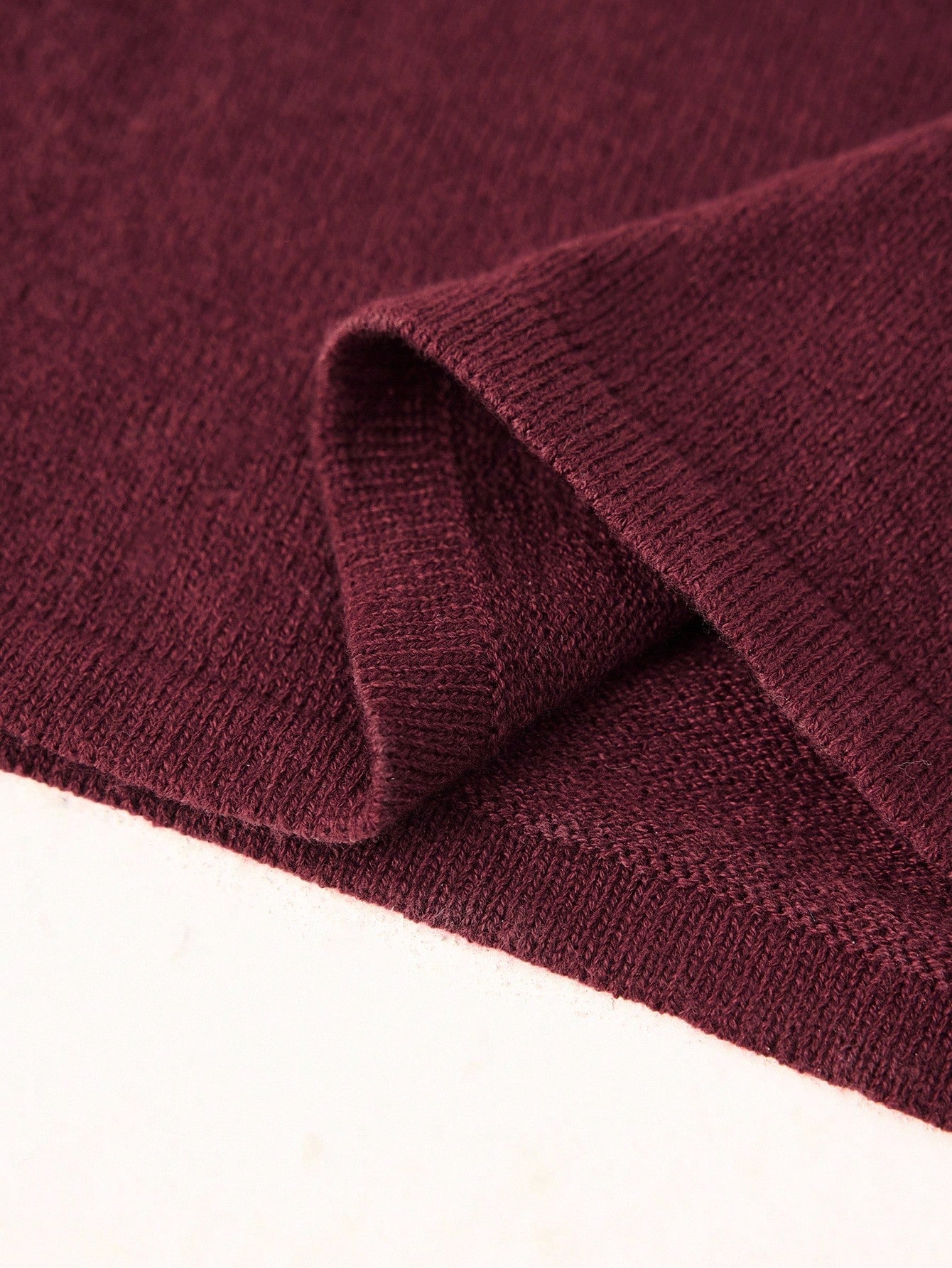 Modelyn فستان محبوك أنيق بأكمام طويلة مع زخرفة من...