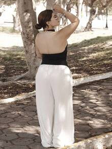 Lupita Cardoza Áo hở cổ không đối xứng màu trơn cho nữ - màu đen - Xem 2