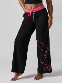Missguided x Playboy Áo crop top hình thỏ Giáng sinh kèm quần ống rộng - màu đen - Xem 5