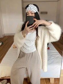 DAZY 3件套女士仿皮草开衫、吊带背心和条纹直筒裤家居服套装，秋冬睡衣，舒适套装 - 白色 - 查看 4