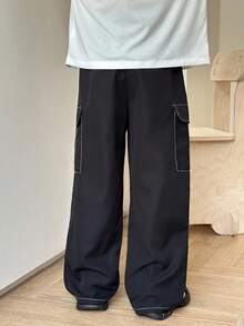 SHEIN Tween Boy 撞色缝线图案工装口袋宽松阔腿裤，适合休闲、运动、学校、时尚百搭 - 黑色 - 查看 2