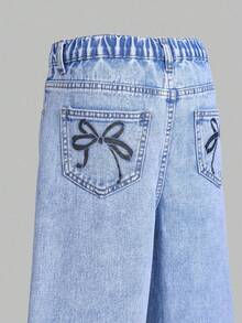 SHEIN ChillGRL Tween Girls' Light Blue Washed Denim Jeans With Bowknot Hem Design, Loose Straight Leg, High Waist, Versatile For Daily Wear, School, Commute, Party, Holiday, Back To School Fall Winter - Medium Wash - View 4