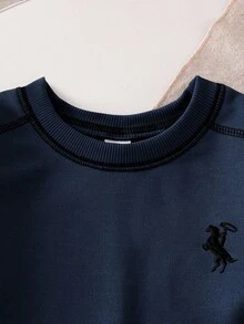 2件組小男孩卡其色馬術刺繡圓領長袖運動衫套裝，舒適時尚，適合秋冬季節 - 彩色 - 查看 7