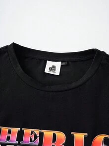 THE BIG BANG THEORY X SHEIN T-shirt ample décontracté pour femmes avec épaules tombantes et impressions de personnages et de lettres pour l'été