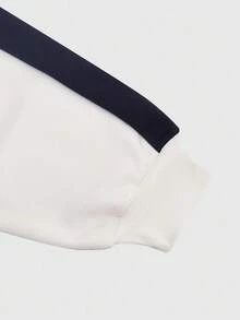 SHEIN Explorewe Tween 男童运动复古 V 领撞色 POLO 衫，长袖翻领宽松印花摩托车拼接上衣和藏青色梭织运动直筒红色条纹设计长裤，2 件套，此款采用优质面料制成，亲肤，适合春秋冬穿着，适合圣诞节和万圣节氛围 - 彩色 - 查看 7