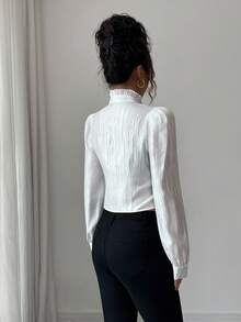 Elenzga 女式优雅荷叶边领长袖修身短款衬衫，春秋 - 白色 - 查看 2