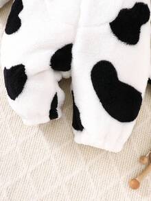 SHEIN Newborn Cow Shaped Outfit, Cute 3D Embroidered Hat, Plush Long Sleeve Jumpsuit With Long Pants, Baby Clothing Set - Black and White - View 4