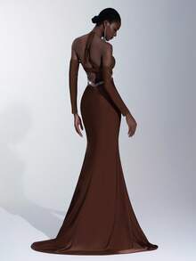 Elitara 优雅的手工褶皱纹理水钻装饰修身喇叭裙摆连衣裙，适合时尚盛会、正式晚宴、商务活动、舞会、鸡尾酒会、节日、宴会及其他女士正式场合。 - 咖啡棕 - 查看 2