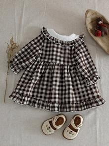 SHEIN Baby Girls' Cute Plaid Doll Collar Ruffle Trim Front Button Bow Decor Smocked Hem Long Sleeve Dress, Autumn/Winter - Brown - View 2