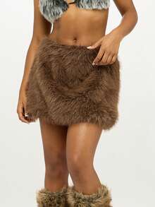 SUMWON 人造毛皮迷你裙毛绒冬季节日派对裙高腰蓬松短裙搭配暖腿套假日俱乐部时尚装 - 棕色 - 查看 3