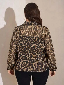 Comfylo 大码女式休闲豹纹纽扣衬衫，夏季女装度假款，欧洲夏季款 - 彩色 - 查看 2