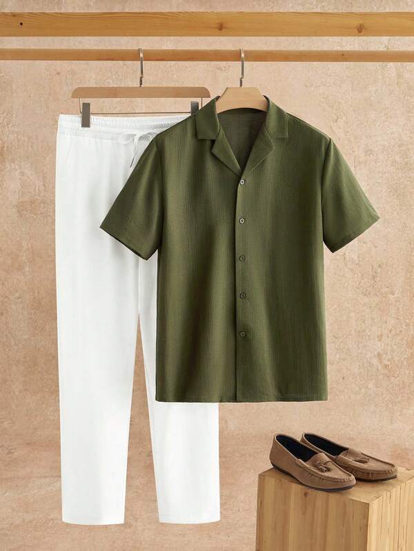 HIMLAND Conjunto de camisa de manga corta con botones y pantalones de unicolor casual para hombres. Conjunto de parte superior e inferior casual de lino para hombres. Conjunto de 2 piezas de verano para hombres en color caqui. Conjunto cómodo