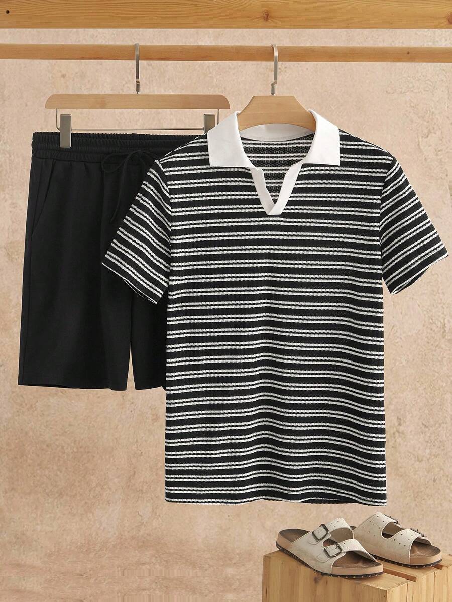 HIMLAND 男士夏季休闲度假黑白条纹印花撞色V领短袖Polo衫和抽绳腰短裤套装 - 彩色 - 查看 1