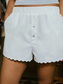 SHEIN Unity Shorts de algodón blancos y lindos con dobladillo de concha y botón delantero para salir, otoño e invierno - Blanco - Ver 5