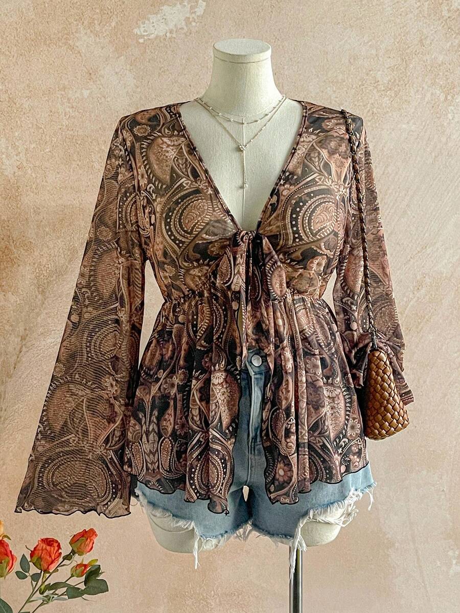 Soleia 大码女式复古花卉印花针织网眼前开襟系带腰喇叭袖衬衫 - 彩色 - 查看 1