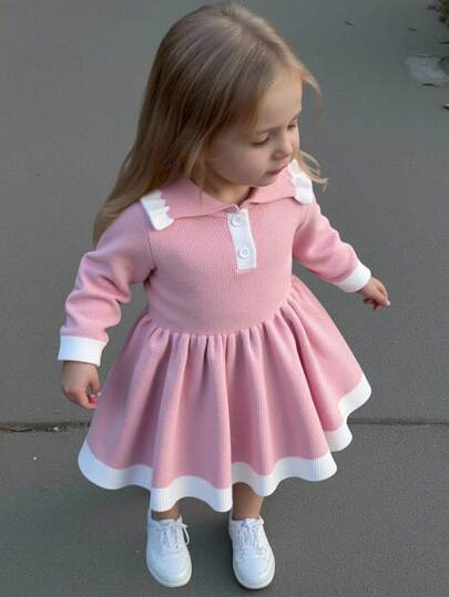 SHEIN Playful Pals Minimalistisk stickad långärmad plisserad klänning för babyflickor