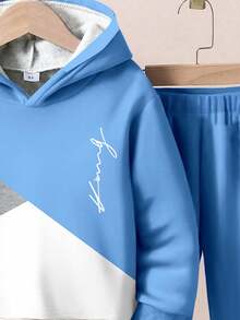 SHEIN 2 件套年轻男孩休闲时尚拼色卡通运动风格宽松套头连帽运动衫套装，适合秋冬季 - 彩色 - 查看 3