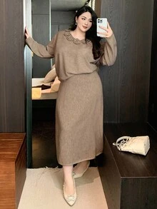 Dazy Plus 2 件套优雅大码女式花卉 V 领宽松针织毛衣和裙子套装秋冬 - 卡其色 - 查看 5