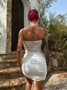 Bearsaez Robe mini ajustée avec panneau de dentelle sexy et élégant, décoration florale, pour plage et villégiature - Blanc - Voir 2