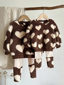 LMoss Kids LMoss 女婴爱心图案抓绒卫衣和打底裤两件套，女婴针织蓬松卫衣和打底裤套装，泰迪熊宝宝套装，幼儿两件套冬季服装，棕色爱心幼儿套装，幼儿泰迪熊卫衣，秋冬季婴儿套装，女童冬季套装，套头衫，舒适秋冬款式，温暖秋冬款式，冬季服装，冬季套装，打底裤，长袖上衣，棕色套装 - 彩色 - 查看 1